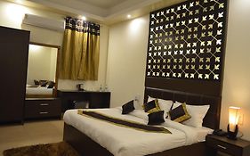 Hotel Red Orchid Meerut
