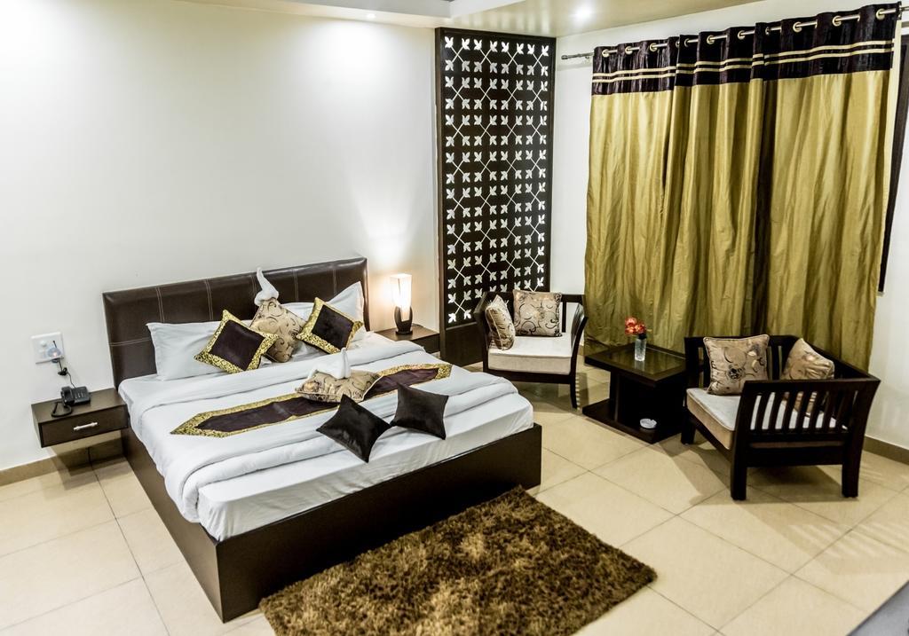 Red Orchid Hotel Meerut Exterior photo